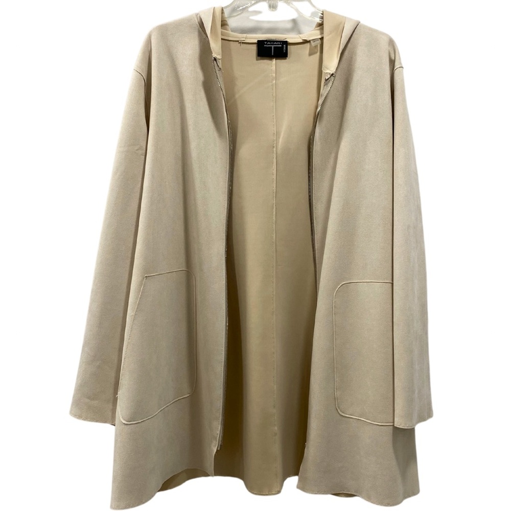 NWOT Tahari Cream Faux Leather Jacket with Hood Women’s 1X